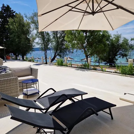 Dalmatia Infinity