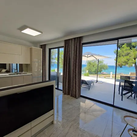 Dalmatia Infinity 비빈제