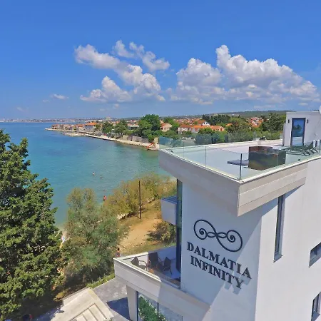Dalmatia Infinity Апартаменты *