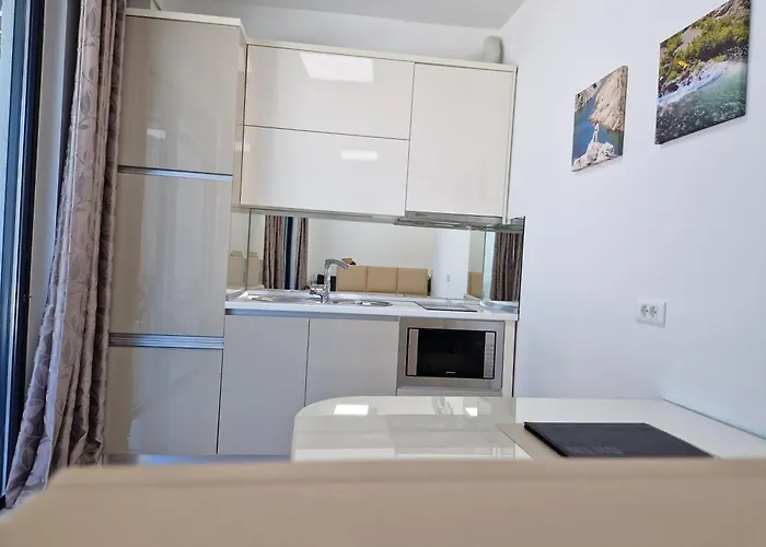 아파트 Dalmatia Infinity *