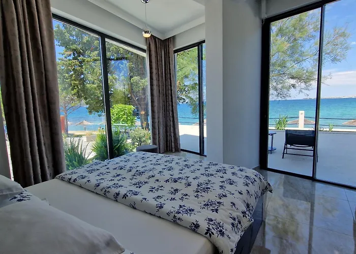 Dalmatia Infinity 公寓 比比涅