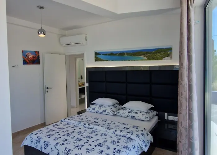 Dalmatia Infinity 比比涅