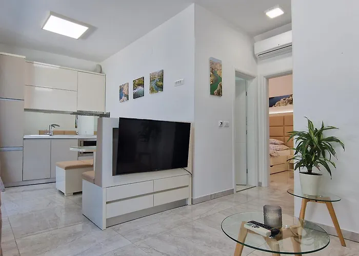 Dalmatia Infinity 公寓