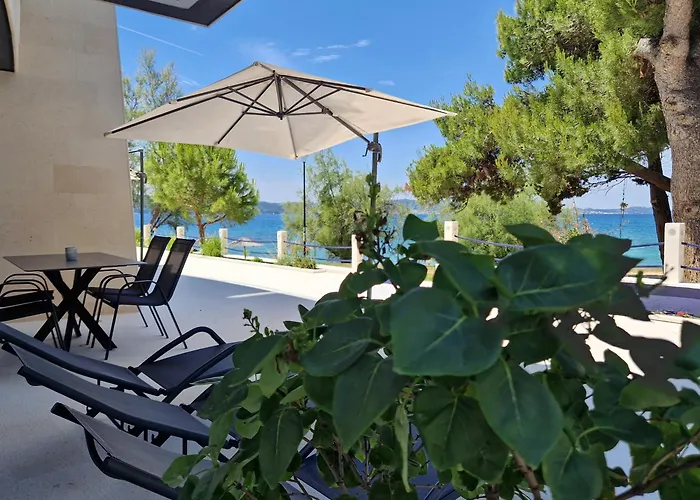 Dalmatia Infinity 公寓 比比涅